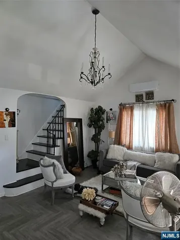 239 Baldwin Hasbrouck Heights NJ 07604