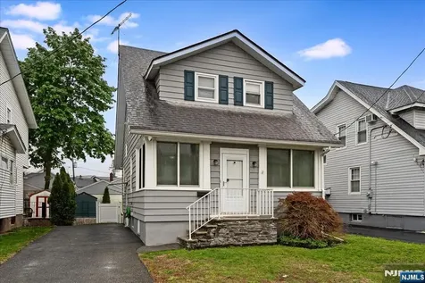 50 Lewis Place Totowa NJ 07512