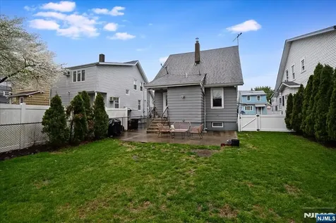 50 Lewis Place Totowa NJ 07512