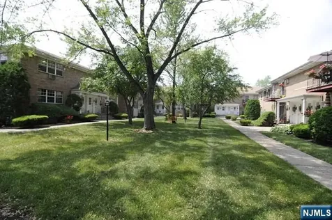 636 Godwin Avenue Midland Park NJ 07432