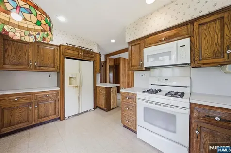 28 Sunset Road Ringwood NJ 07456