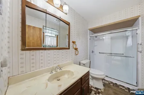 28 Sunset Road Ringwood NJ 07456