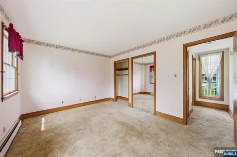 28 Sunset Road Ringwood NJ 07456