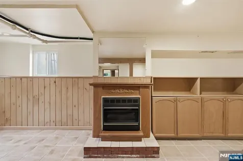 28 Sunset Road Ringwood NJ 07456