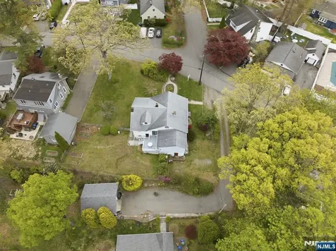 28 Sunset Road Ringwood NJ 07456