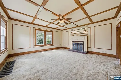 28 Sunset Road Ringwood NJ 07456