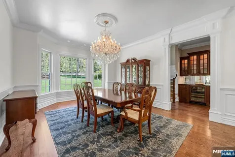 268 Woodside Avenue Franklin Lakes NJ 07417
