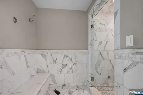 268 Woodside Avenue Franklin Lakes NJ 07417