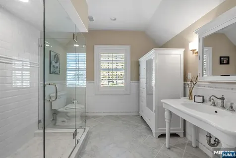 268 Woodside Avenue Franklin Lakes NJ 07417