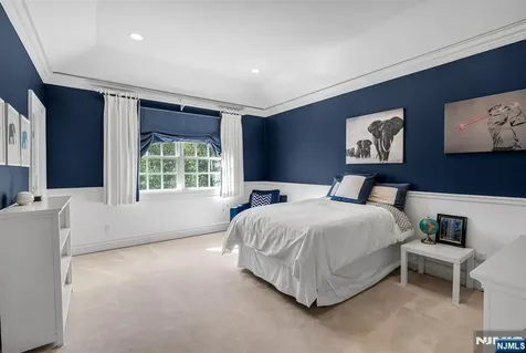 268 Woodside Avenue Franklin Lakes NJ 07417