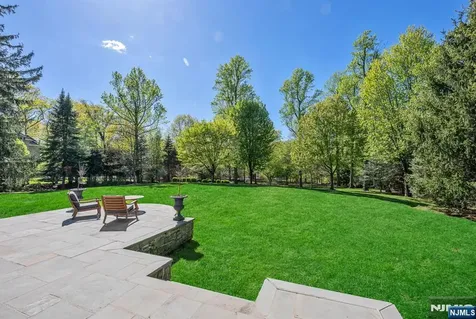 268 Woodside Avenue Franklin Lakes NJ 07417