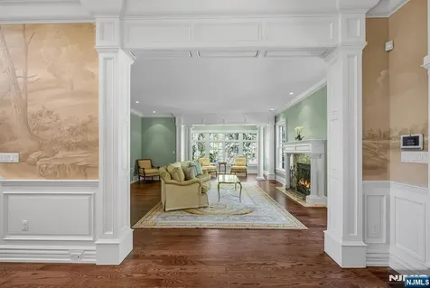 268 Woodside Avenue Franklin Lakes NJ 07417