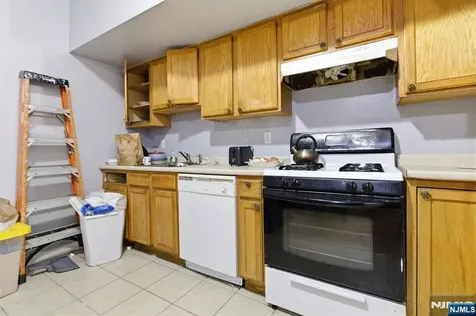 492 Springfield Avenue Newark NJ 07103