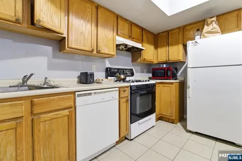 492 Springfield Avenue Newark NJ 07103
