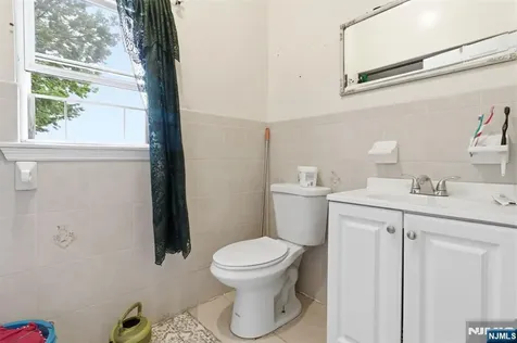492 Springfield Avenue Newark NJ 07103