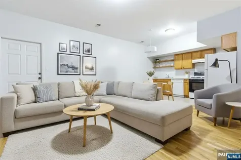 492 Springfield Avenue Newark NJ 07103