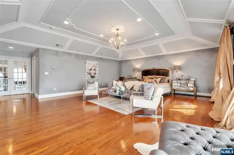 1115 Briar Way Fort Lee NJ 07024