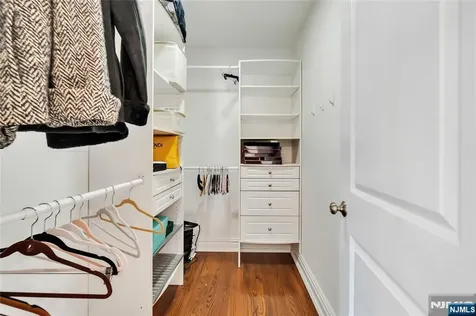 1115 Briar Way Fort Lee NJ 07024