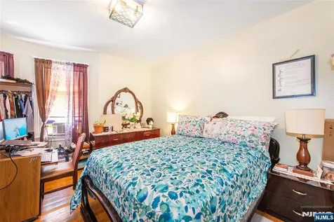 232 2nd Street Newark NJ 07107