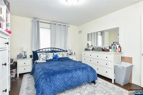 223 Canterbury Avenue North Arlington NJ 07031