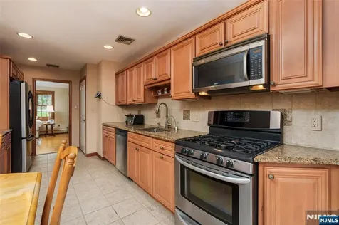 20 Stony Hill Court Butler Borough NJ 07405