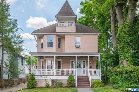 157 Walnut Street Montclair NJ 07042