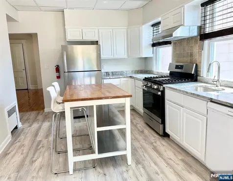 157 Walnut Street Montclair NJ 07042