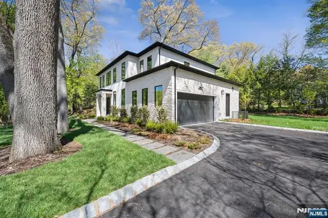 242 Hardenburgh Avenue Demarest NJ 07627