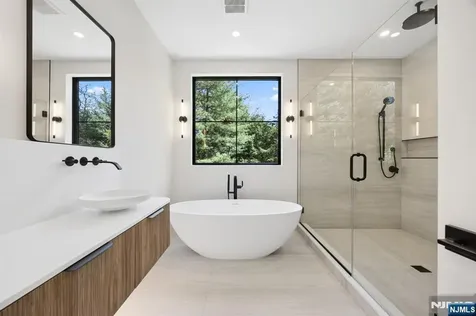 242 Hardenburgh Avenue Demarest NJ 07627