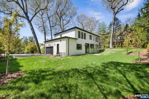 242 Hardenburgh Avenue Demarest NJ 07627