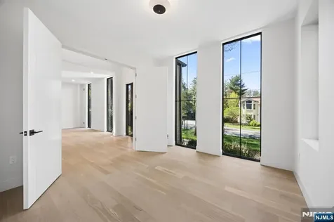 242 Hardenburgh Avenue Demarest NJ 07627