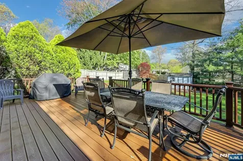 5 Seminole Way West Milford NJ 07480
