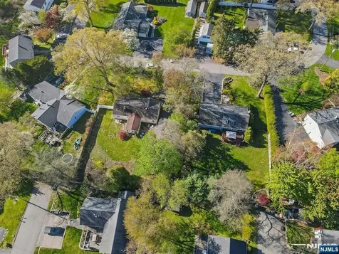 5 Seminole Way West Milford NJ 07480