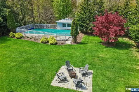 459 Ellis Place Wyckoff NJ 07481