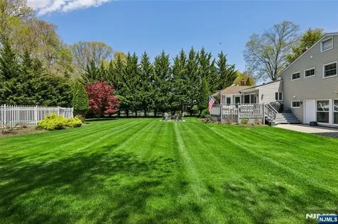 459 Ellis Place Wyckoff NJ 07481