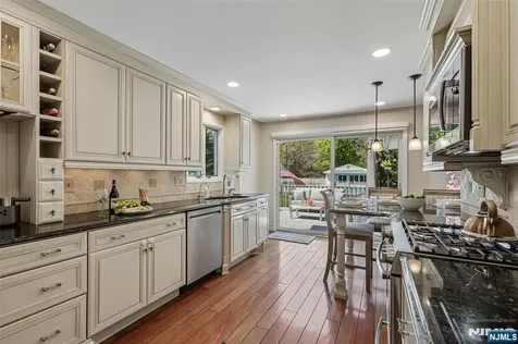 459 Ellis Place Wyckoff NJ 07481