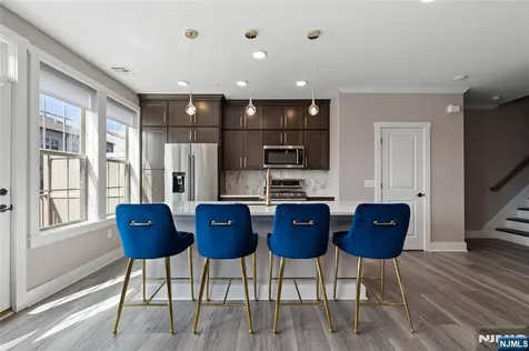 81 Arnold Drive Wood Ridge NJ 07075