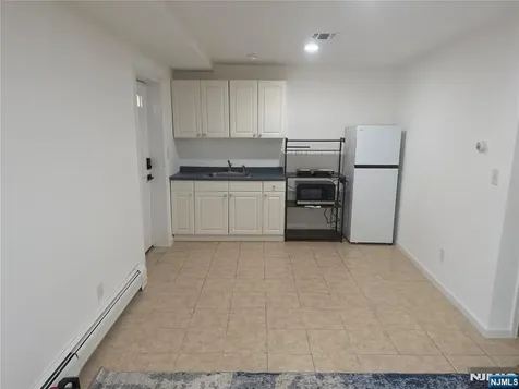 530B 1st Street Palisades Park NJ 07650