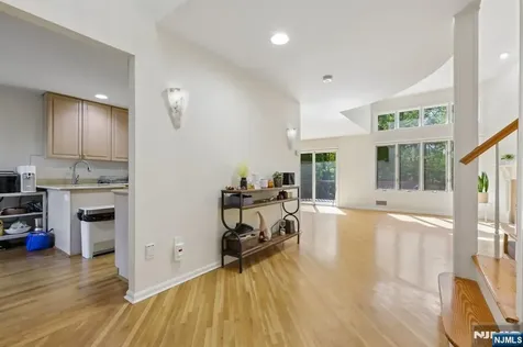79 Lakeview Drive Old Tappan NJ 07675