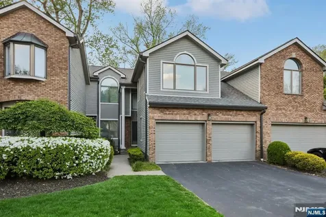 79 Lakeview Drive Old Tappan NJ 07675
