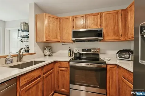 50 Pine Street Montclair NJ 07042