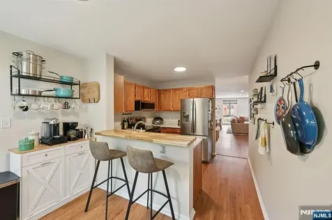 50 Pine Street Montclair NJ 07042