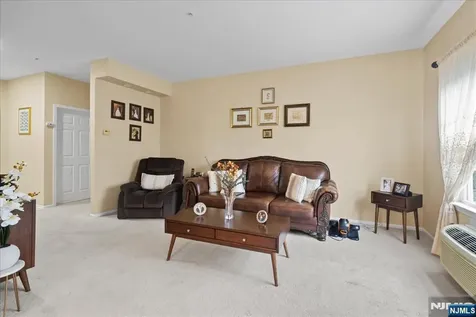 9224 Richmond Road West Milford NJ 07480