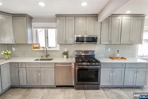 40 Winslow Terrace Fair Lawn NJ 07410
