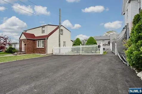 69 Monroe Street Lodi NJ 07644