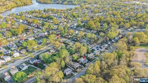 94 Barbara Drive Pompton Lakes NJ 07442