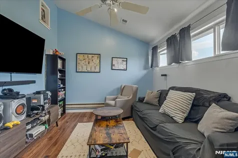 48 Buchanon Court West Orange NJ 07052