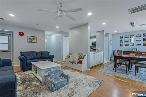 48 Buchanon Court West Orange NJ 07052