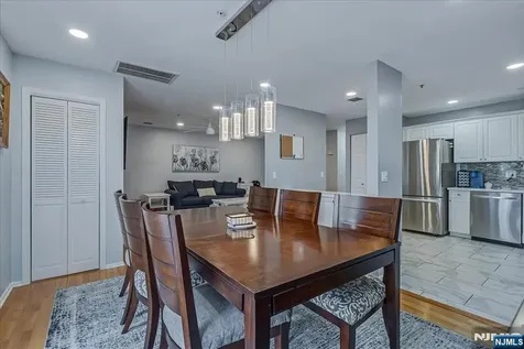 48 Buchanon Court West Orange NJ 07052