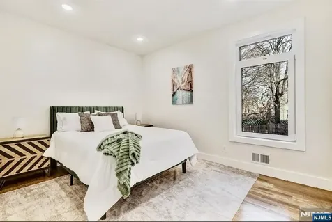 31 Grace Street Irvington NJ 07111